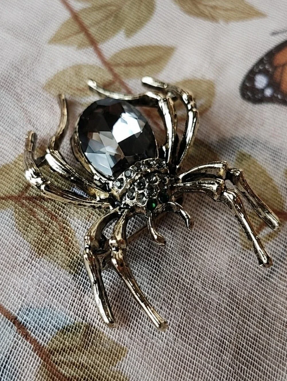 Crystal Glass Rhinestones Spider Brooch Pin Halloween Jewelry Very Good Quality